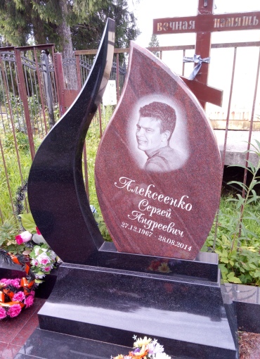 Эксклюзивный памятник из гранита ЭП-3