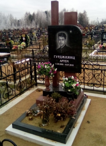 Эксклюзивный памятник из гранита ЭП-6